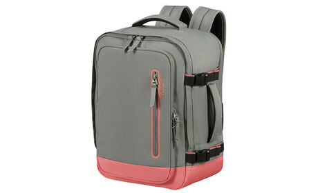 Política de equipaje de mano gratuito a bordo de Ryanair y Wizz Air