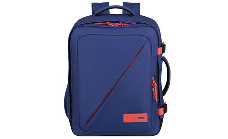 Política de equipaje de mano gratuito a bordo de Ryanair y Wizz Air