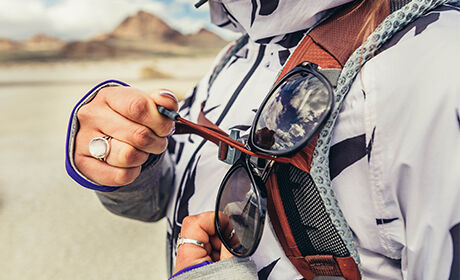 Sistema QuickStow para gafas de sol