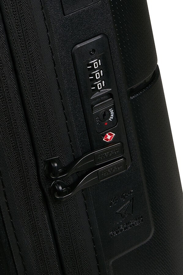 American Tourister Dashpop Disney Spinner Expandable TSA Disney 55cm  Minnie Neon Gradient American Tourister Dashpop Disney Spinner Expandable TSA Disney 55cm  Minnie Neon Gradient