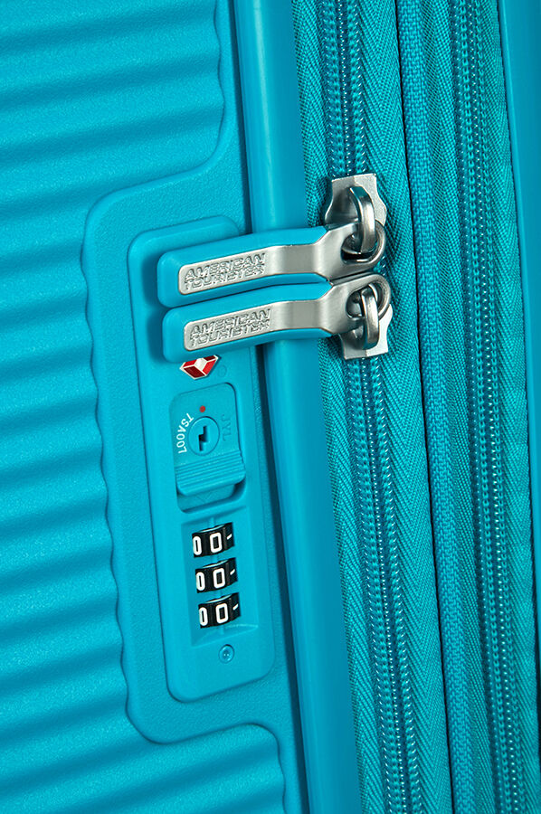 SoundBox Medium Check-in | American Tourister Soundbox Spinner Expandable 67cm Summer Blue