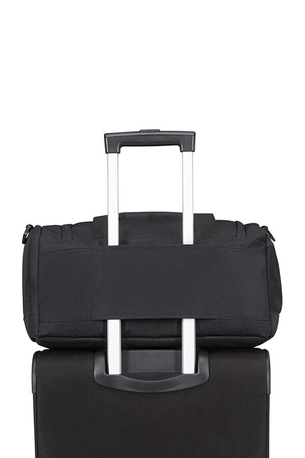 American Tourister At Work Nxt Cabin Duffle  Negro