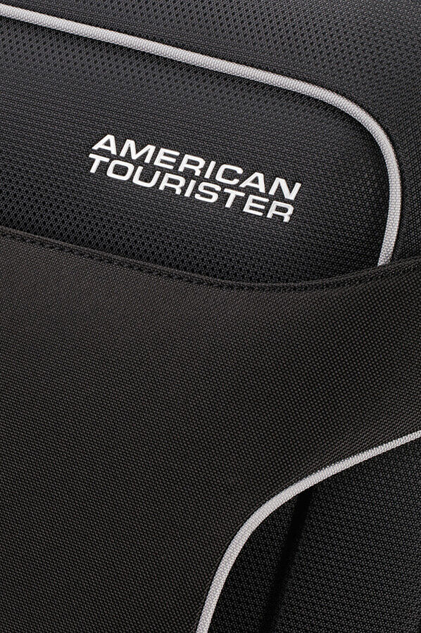 American Tourister Holiday Heat Spinner 79/29  Negro