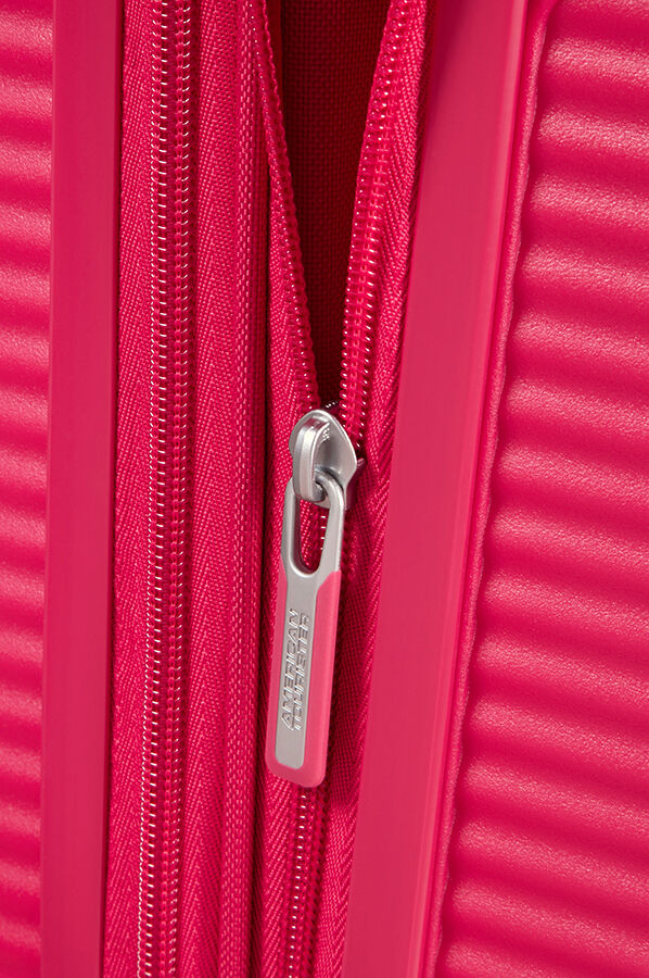 SoundBox Equipaje mediano | American Tourister Soundbox Spinner expansible 67cm Lightning Pink