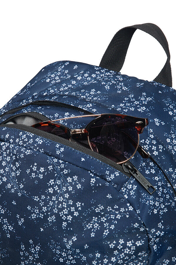 American Tourister Urban Groove Lifestyle Backpack  Blue Floral