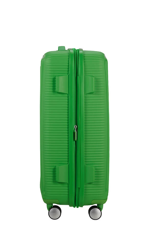 American Tourister SoundBox Spinner Expandable 67cm  Grass Green American Tourister SoundBox Spinner Expandable 67cm  Grass Green