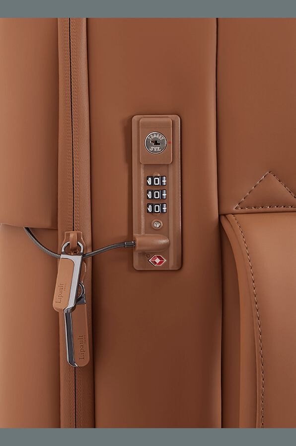 Lipault Lost In Berlin Medium Trip 2.0 63cm  Nutsy Nut Lipault Lost In Berlin Medium Trip 2.0 63cm  Nutsy Nut