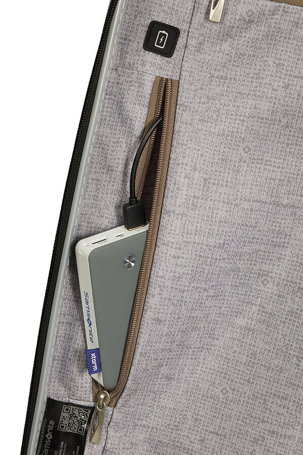 Samsonite C-Lite Spinner 55cm  Off white Samsonite C-Lite Spinner 55cm  Off white