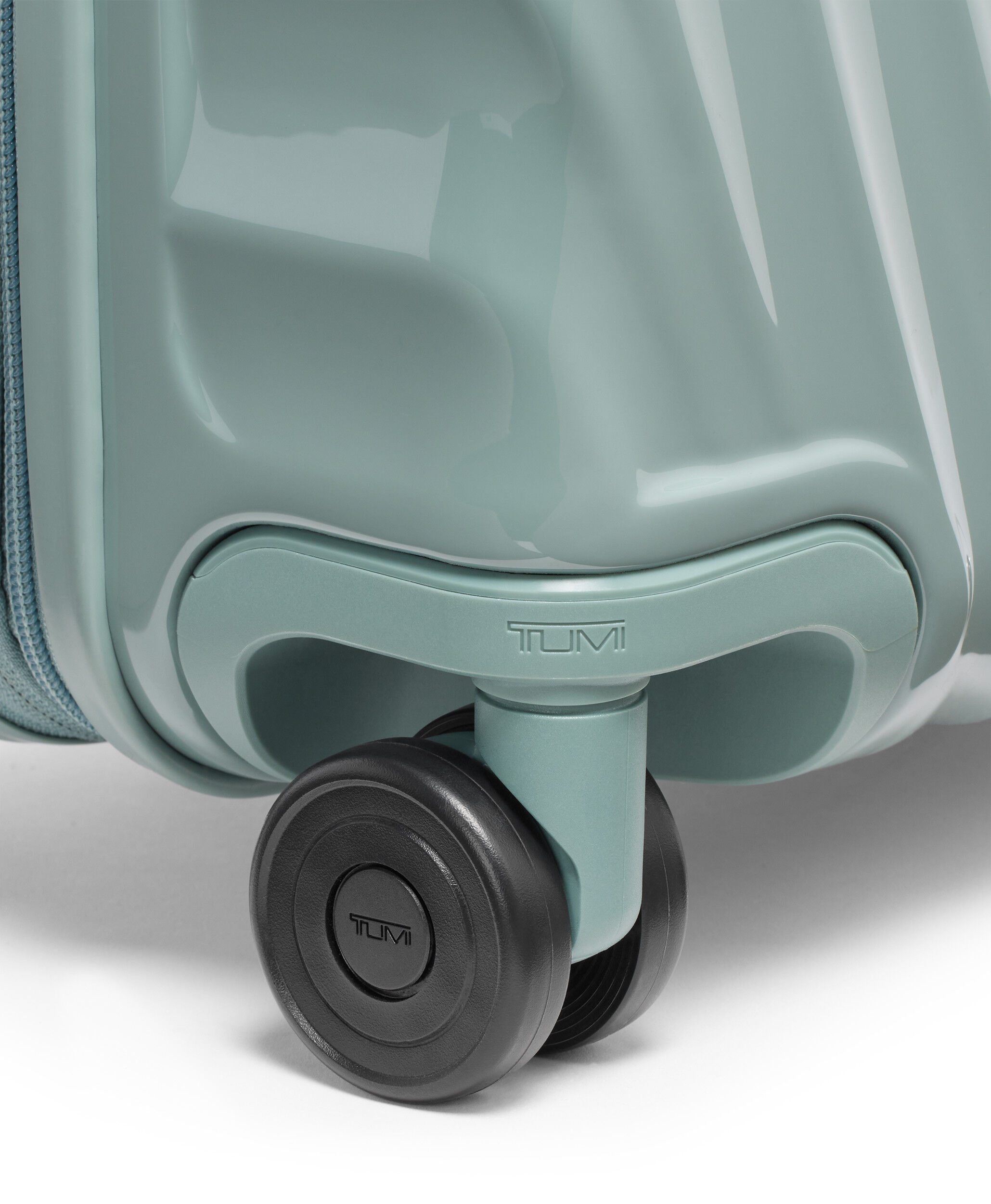 19 Degree Maleta Spinner Expansible (4 ruedas) 55 cm - Cont.