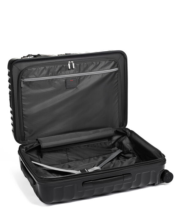 TUMI 19 Degrees ST EXP 4 WHL P/C  Black TUMI 19 Degrees ST EXP 4 WHL P/C  Black
