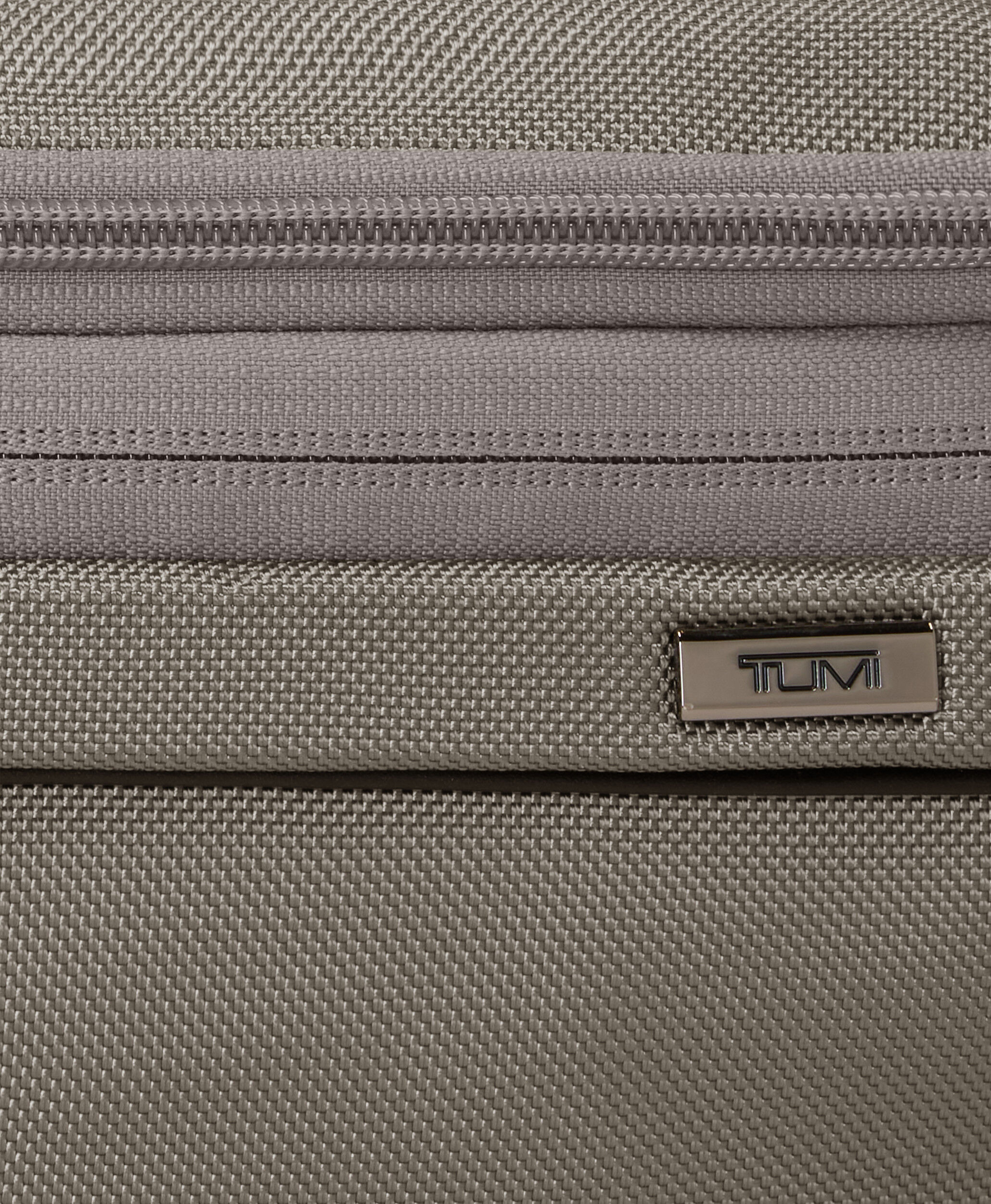 Alpha Bolso Sling