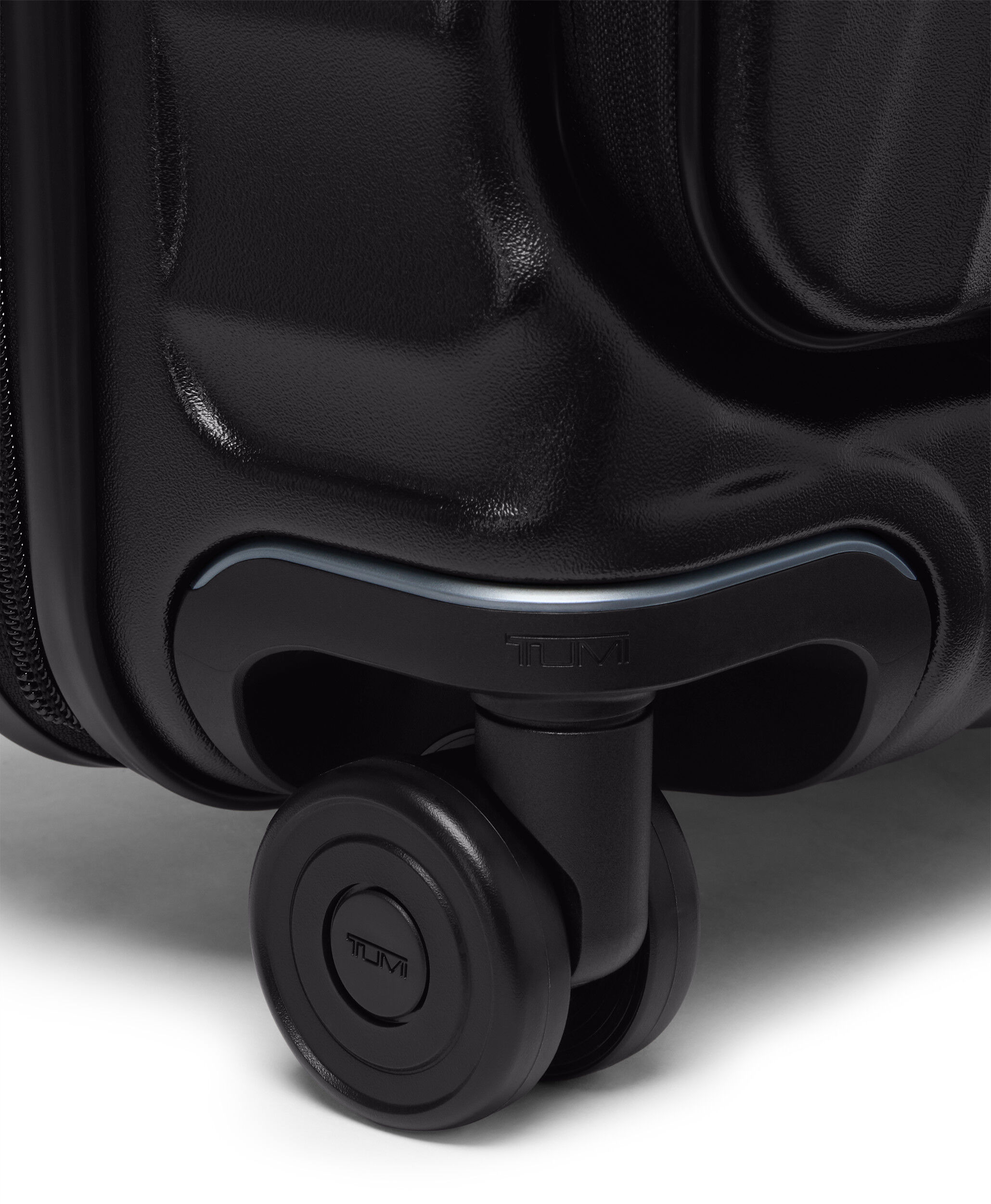 19 Degree Front Access Maleta Spinner Expansible (4 ruedas) 55cm