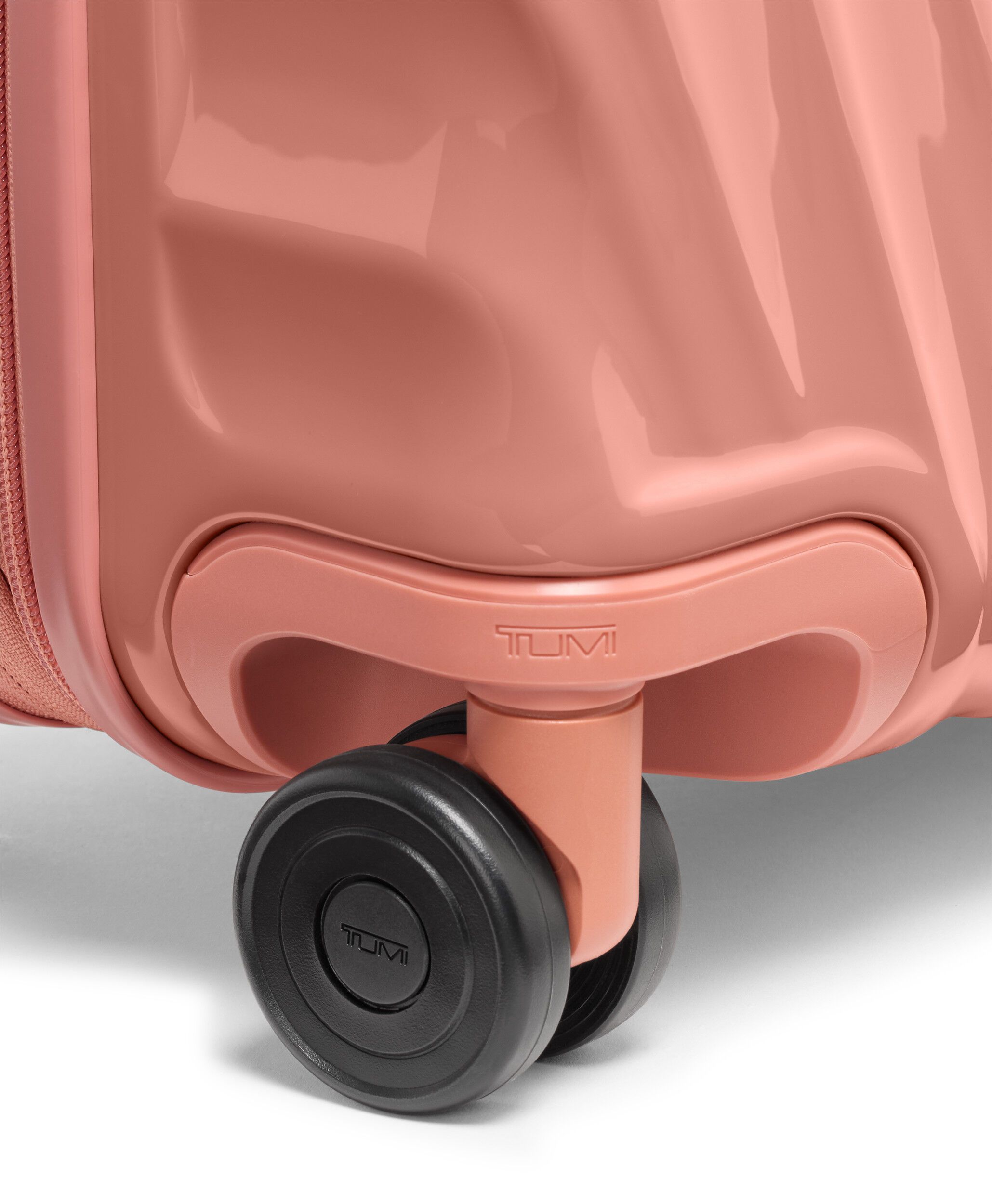 TUMI Continental Expandable Carry-On 55 cm