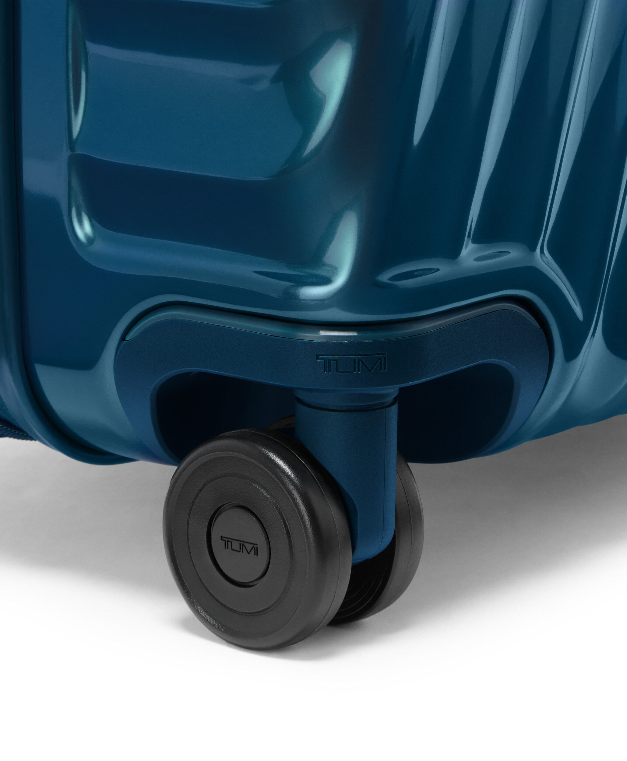 TUMI Maleta expansible Extended Trip 76 cm