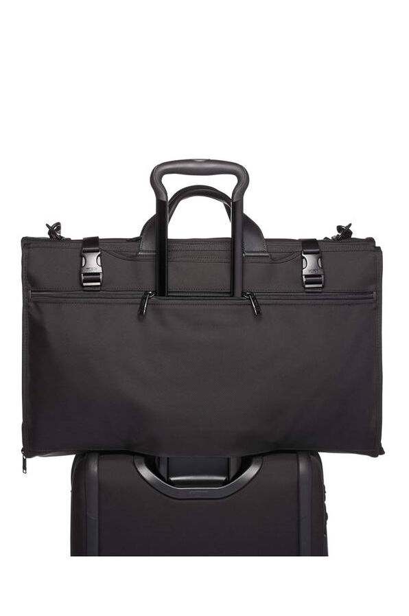 TUMI Alpha 3 GARMENT TRI-FOLD C/O Black TUMI Alpha 3 GARMENT TRI-FOLD C/O Black