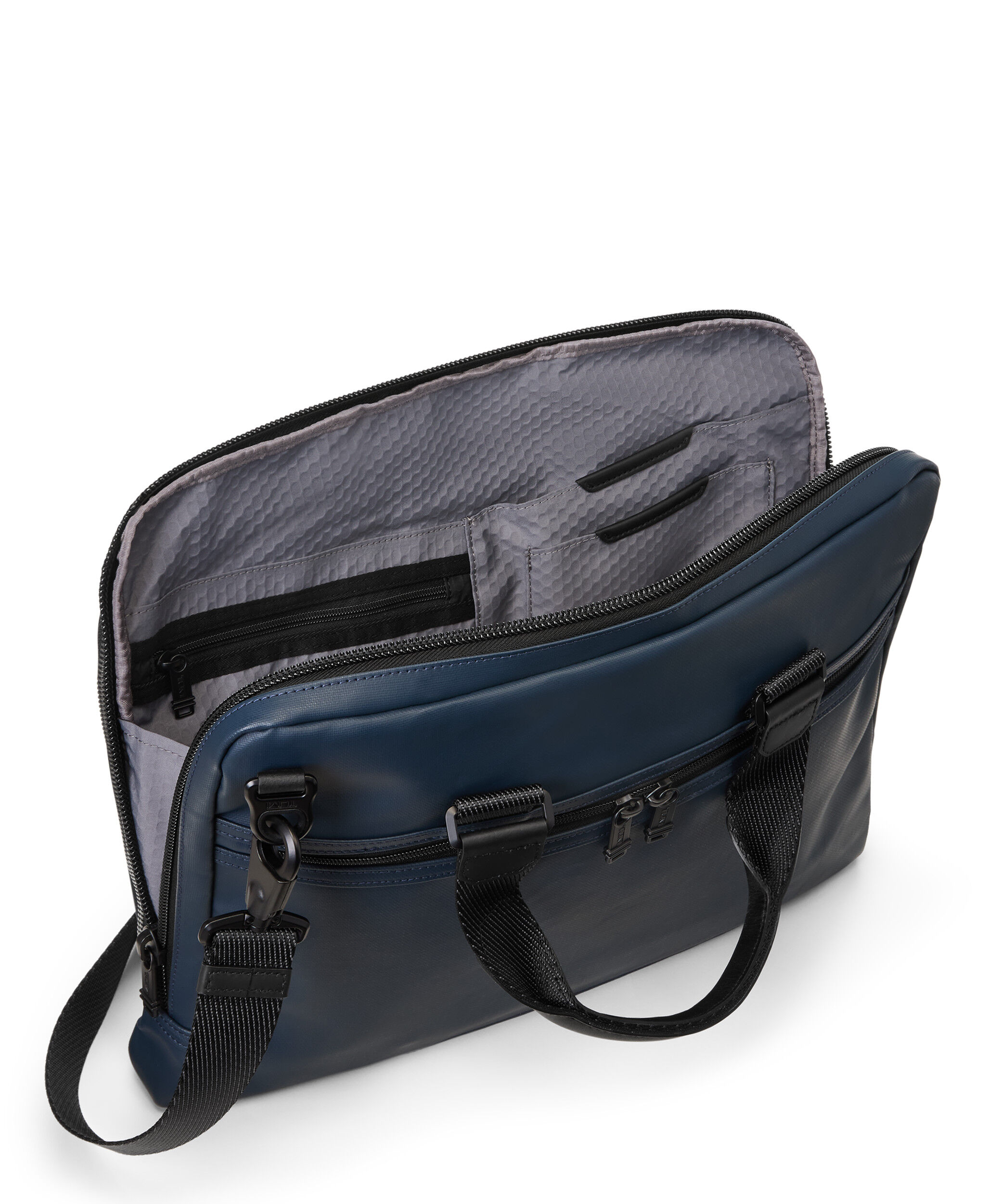 TUMI Malet&iacute;n Academy