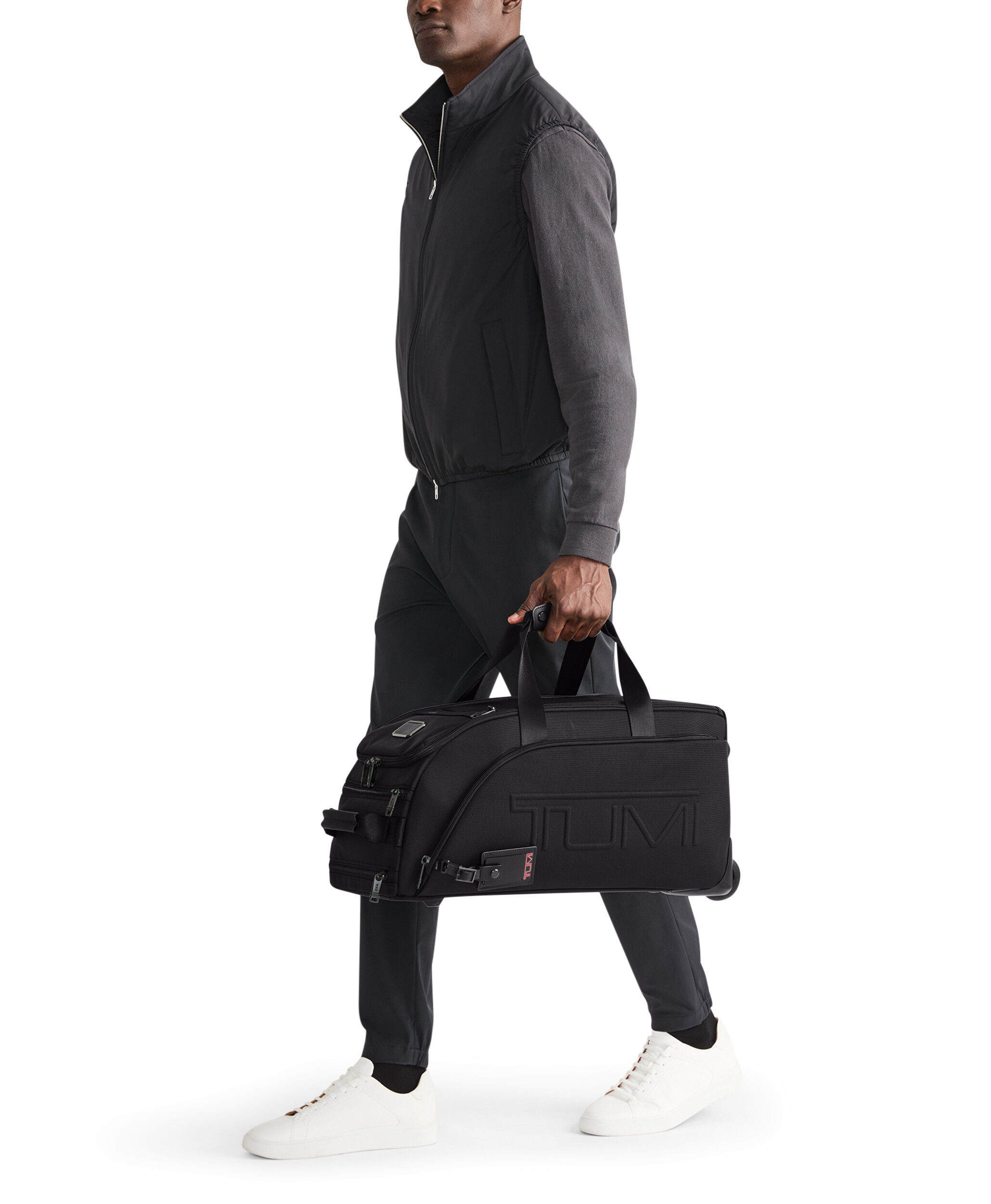 Alpha Duffle with wheels
